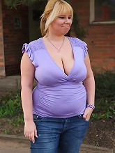 Fatty sucking cock in...