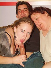 Live threesome banging...