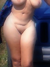 curvy voluptuous women